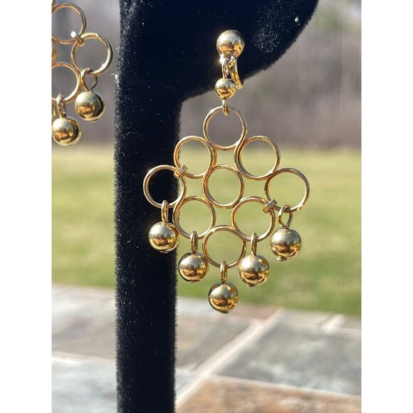 Vtg 1970's Gold Tone Diamond Drop Dangle Earrings Non Pierced Clip On Backs - Picture 3 of 4